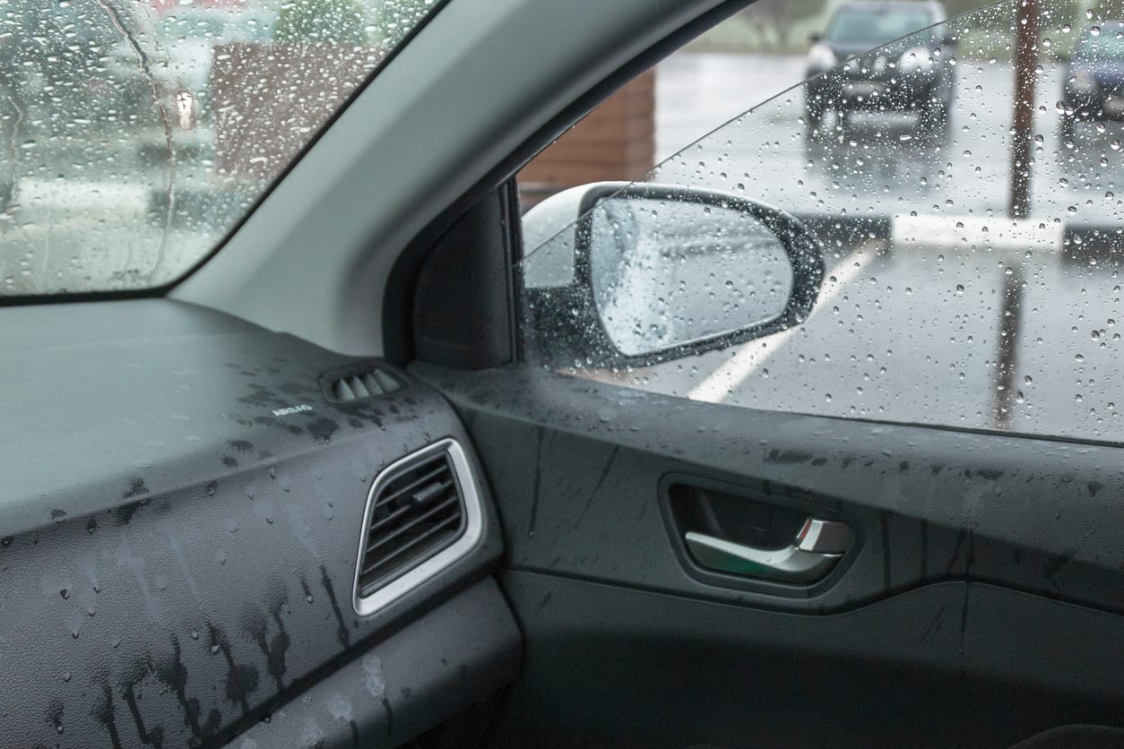 Yous Auto Car Anti-fog Wipes Windshield Rearview Mirror Wipes Rain